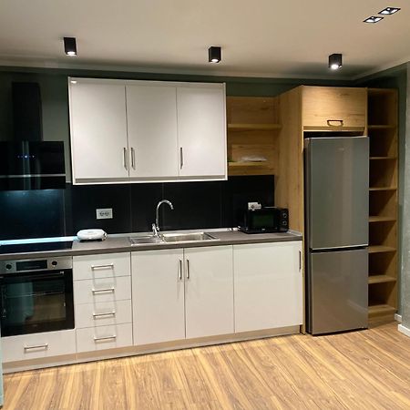 Novs Apartment3 จีโรคาสเตอร์ ภายนอก รูปภาพ