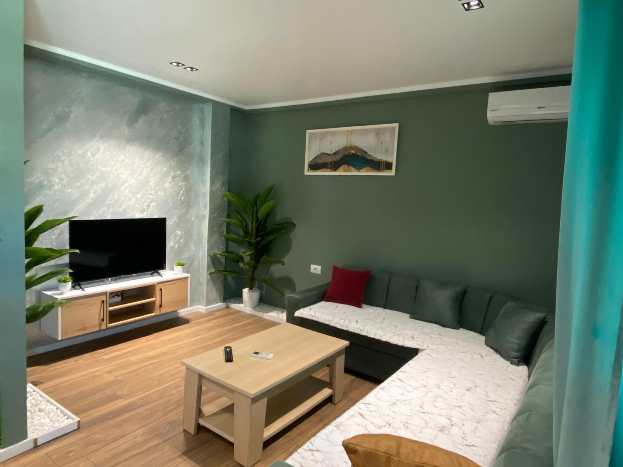 Novs Apartment3 จีโรคาสเตอร์ ภายนอก รูปภาพ